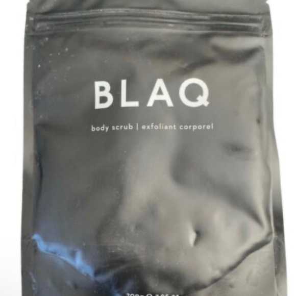 Activated Charcoal Body Scrub by BLAQ - Picture 3 of 6